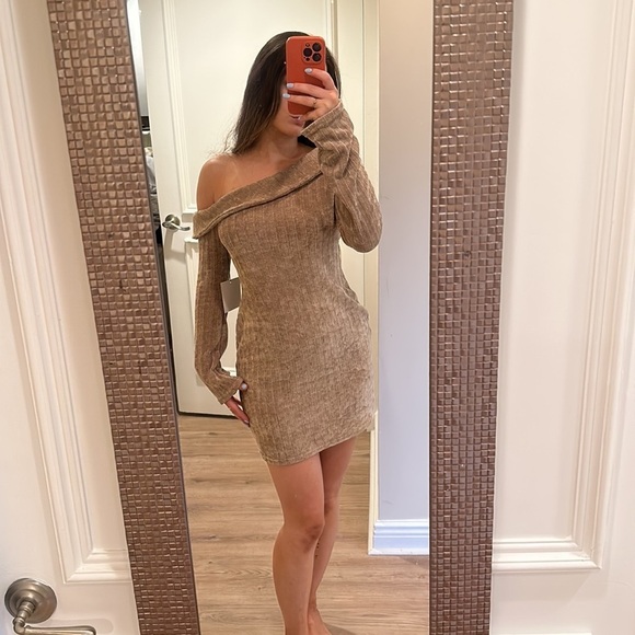 NWT Marjorelle Shea Chenille Mini Dress Small - Picture 7 of 7